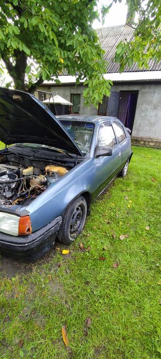 Кпп.мотор 1.6 дидель опель кадет.Opel kadet.Запчастини.Розборка