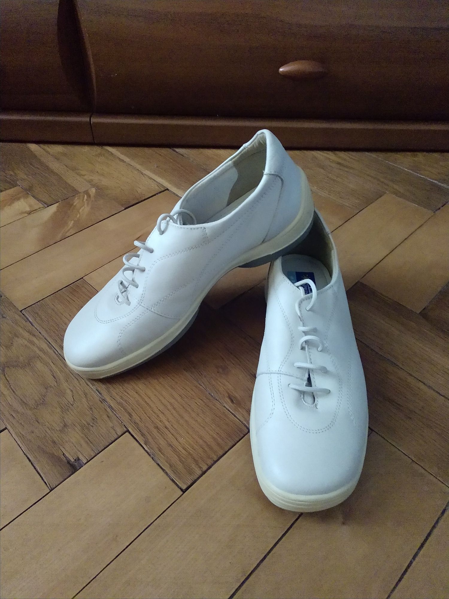 Кеды кроссовки КОЖА Мешти ботинки сникерсы туфли BiBi LOU, Clarks