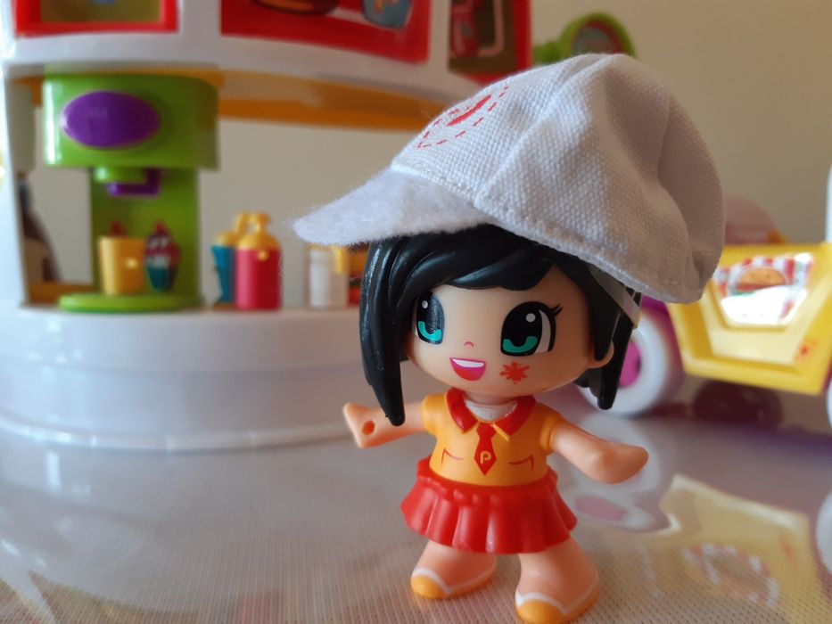 Hamburgueria Pinypon com carro