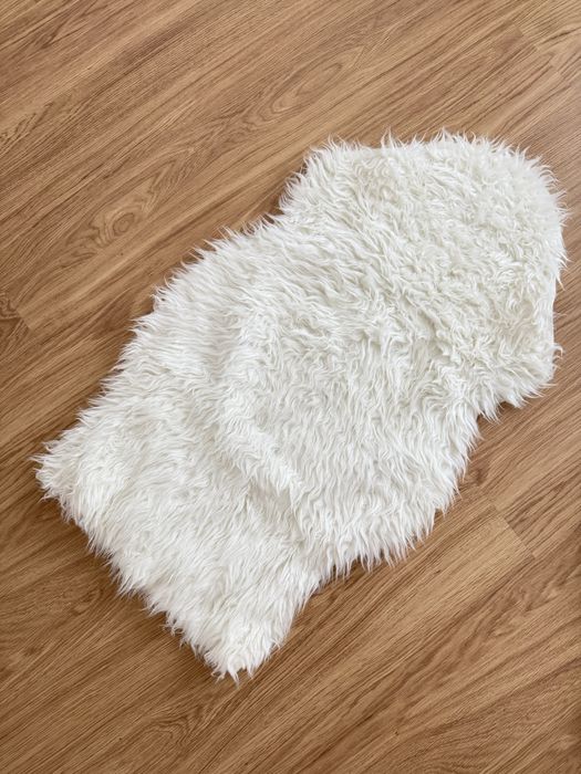 Килим штучна шкіра Ikea tejn