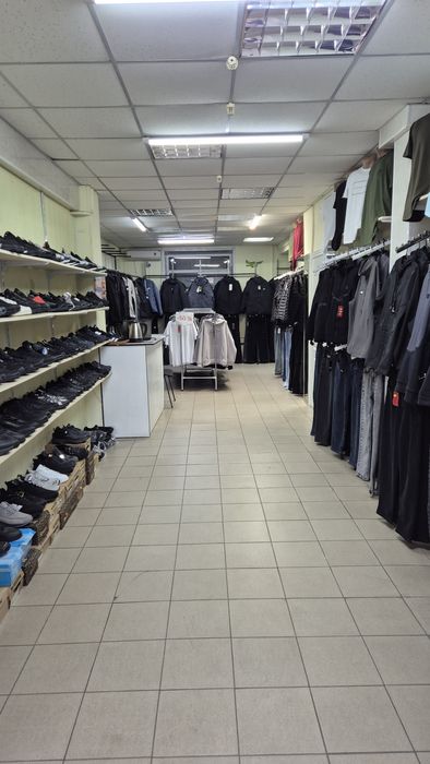 Аренда Базарна 20  торг (анголенко)