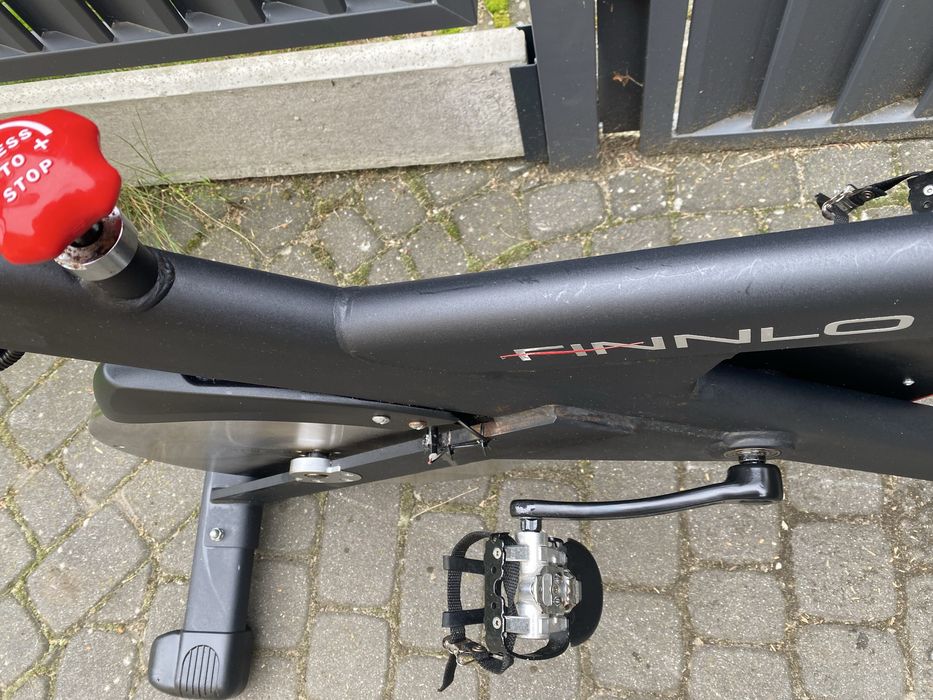 Rower spinningowy finnlo crt bardzo ciezki!