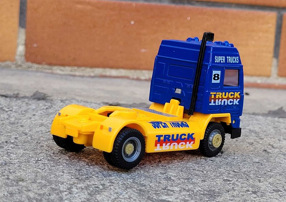 Wyścigowa Volvo FH16 Truck nowy pudełko 1:55 kolekcja model Ciężarowka