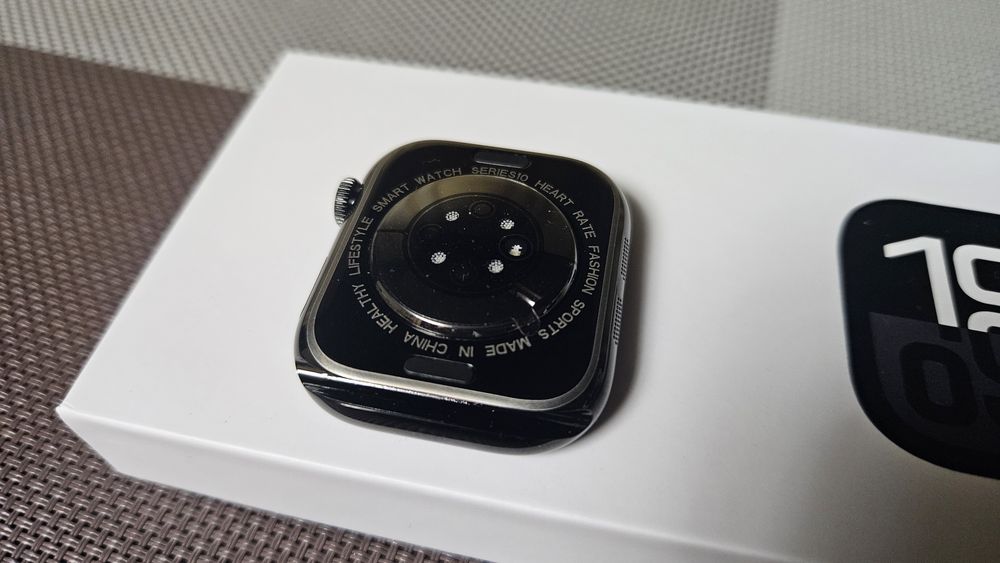 Часы Apple Watch 10s