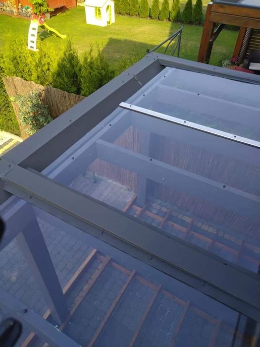 Balia ogrodowa wraz z zadaszeniem