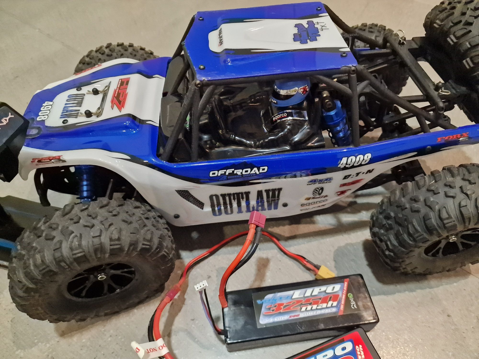 RC FTX OUTLAW 1/10 BRUSHLESS 4WD ULTRA-4 RTR BUGGY  c/ 2 baterias Lipo