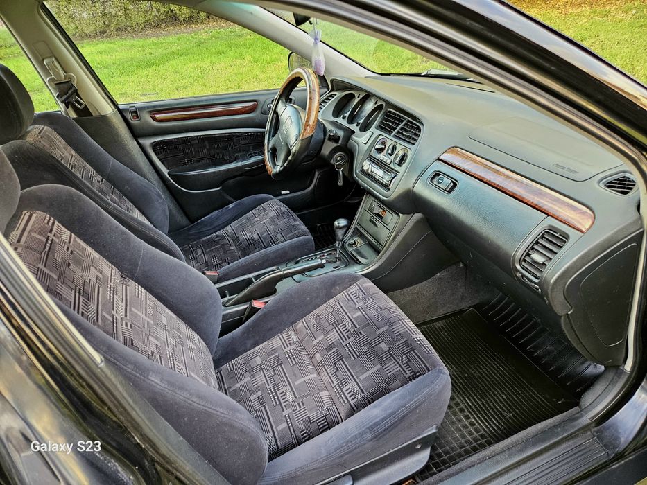 Honda Accord 1.8is GAZ. Automat.  Zadbany