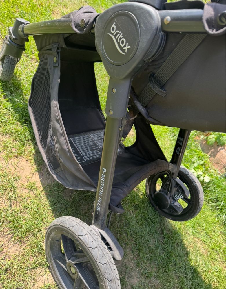 Wózek spacerowy Britax Romex B-Motion 4 plus spacerówka