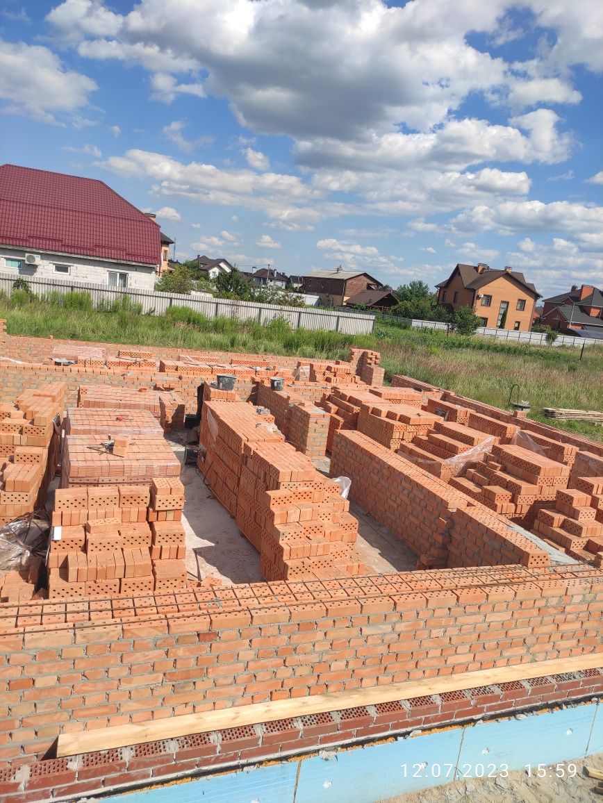 Будівництво Будинків. Котеджів