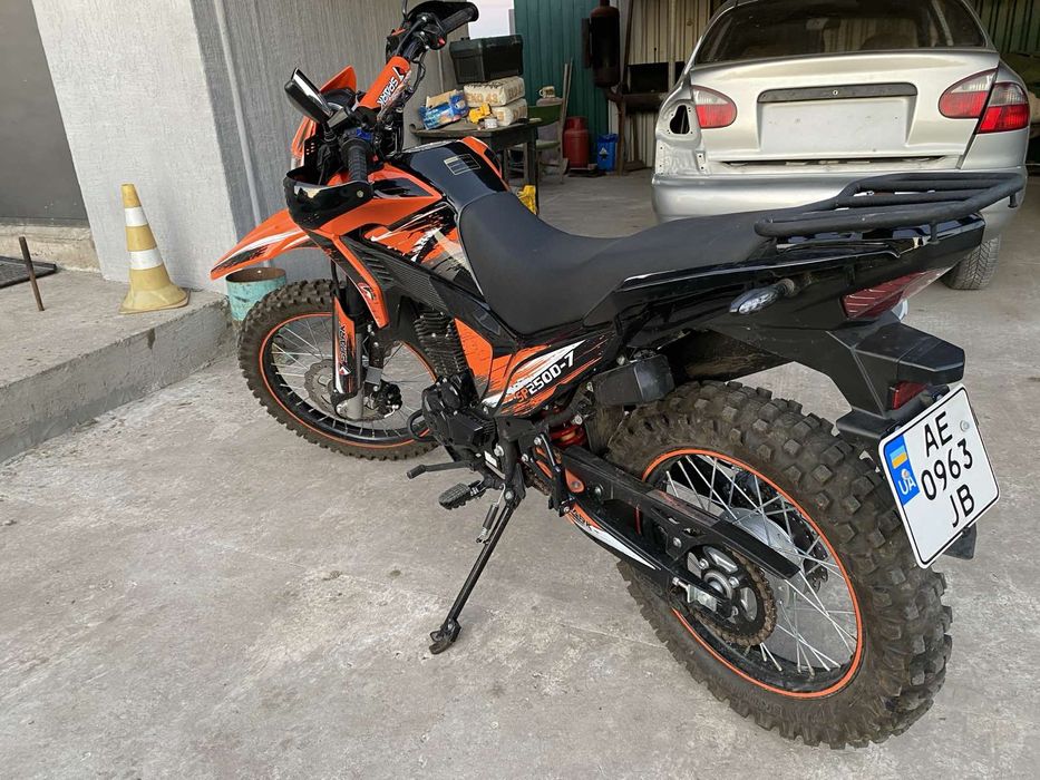 Продам Spark SP250 D-7