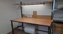 Stół do pakowania paczek 175x85cm spawany stabilny z oświetleniem