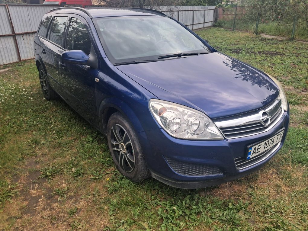 Opel Astra H універсал 2008