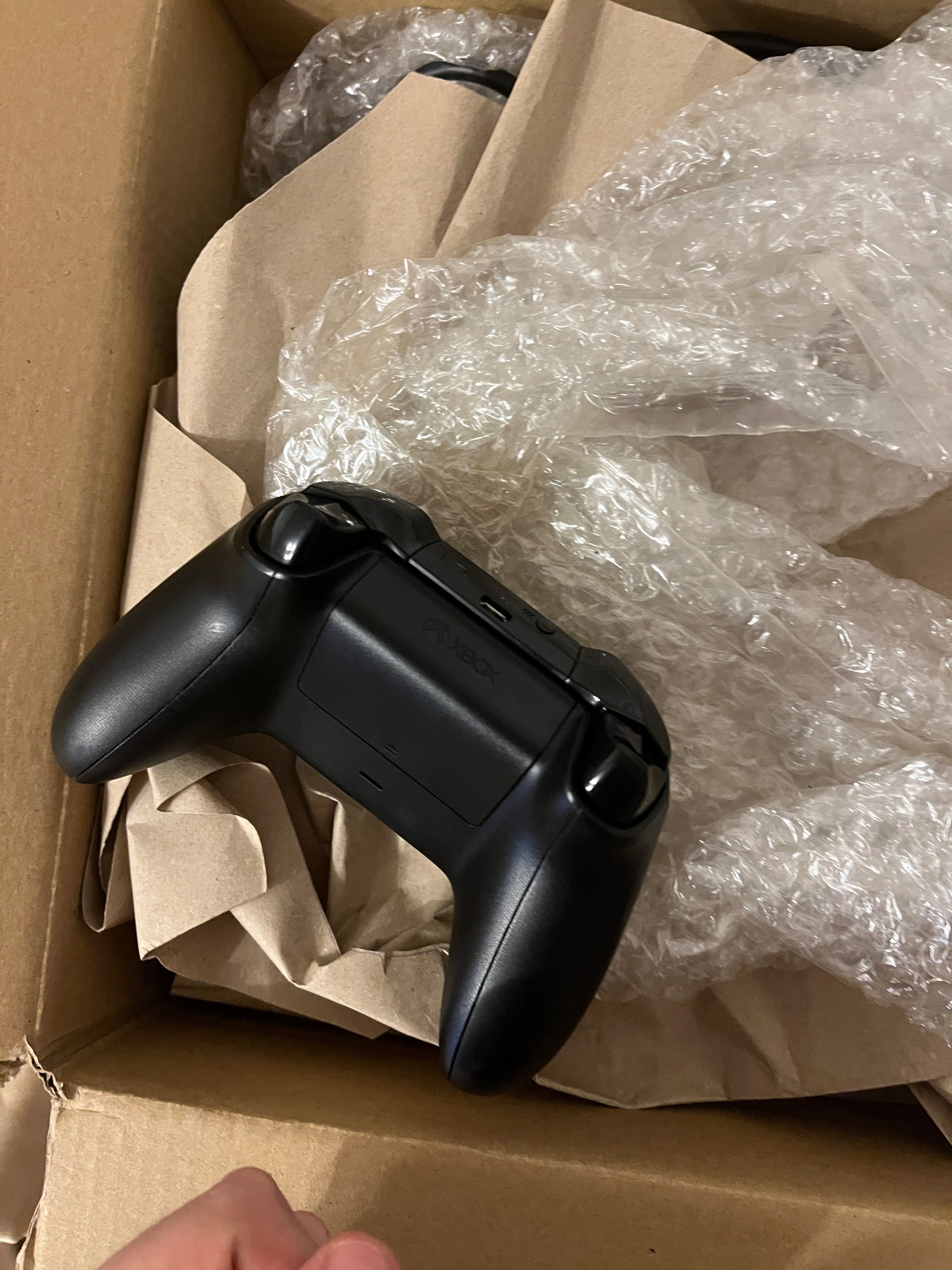 Xbox one , геймпад беспроводной оригинал !