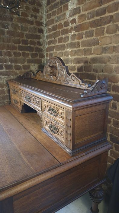 Zjawiskowe, renesansowe biurko. XIX wiek. Nr 1601