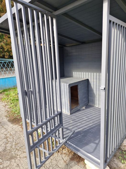 Вольєр з будкою Метал Дерево 2×1.5