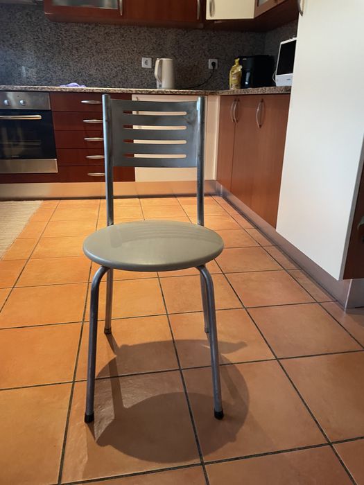 Cadeiras de cozinha (4)