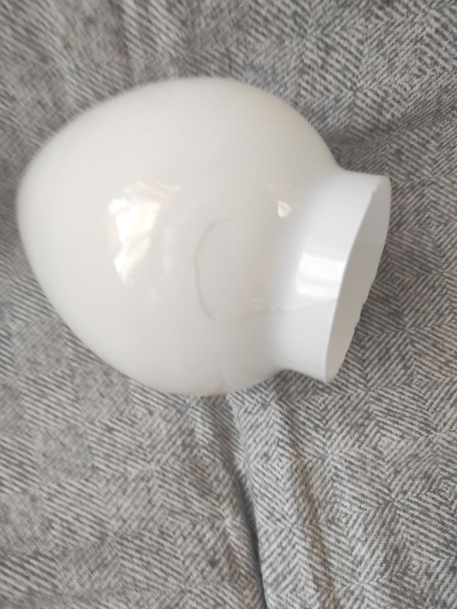 Piękna lampka nocna z zegarem,porcelana.