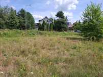 Działkę sprzedam.