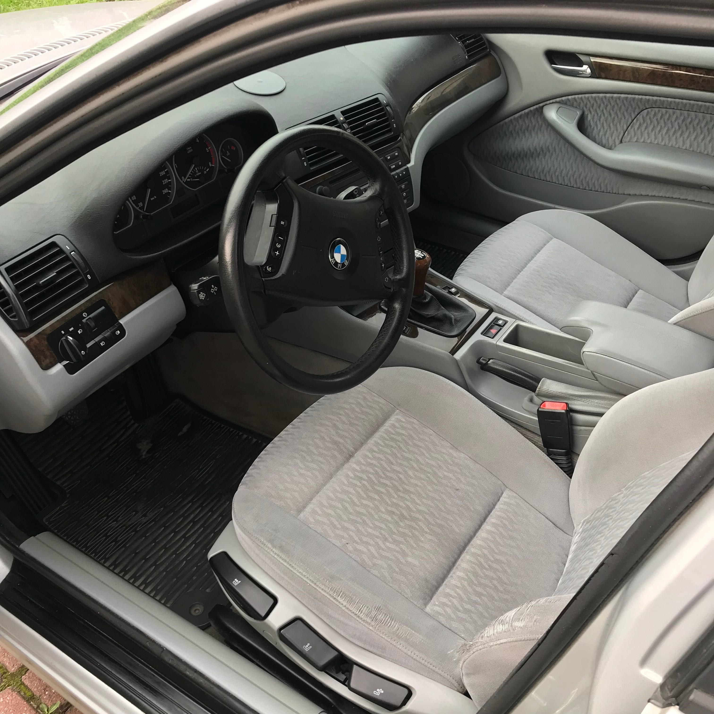 BMW  Seria 3 320d