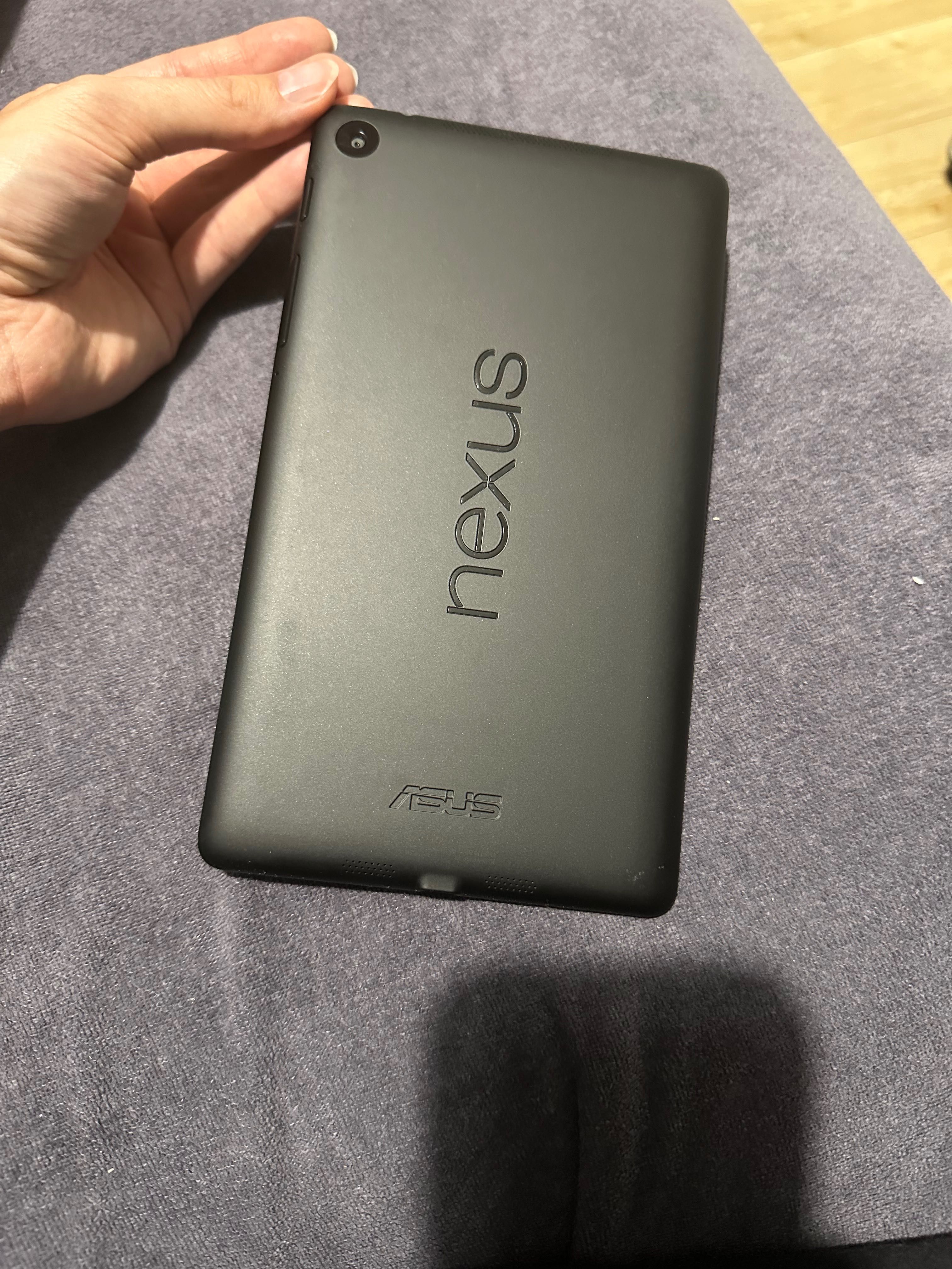 Asus Google Nexus 7 K008 (2. generacji) 16GB Wi-Fi 7 cali tablet.