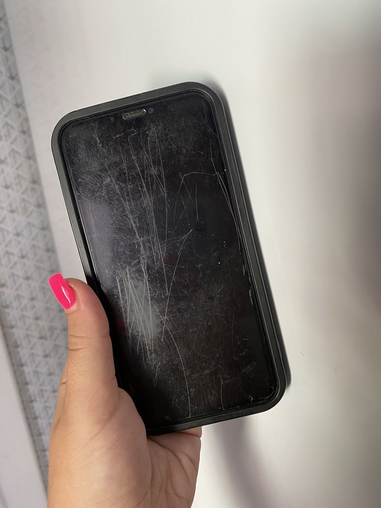 Продам IPhone 10 xr