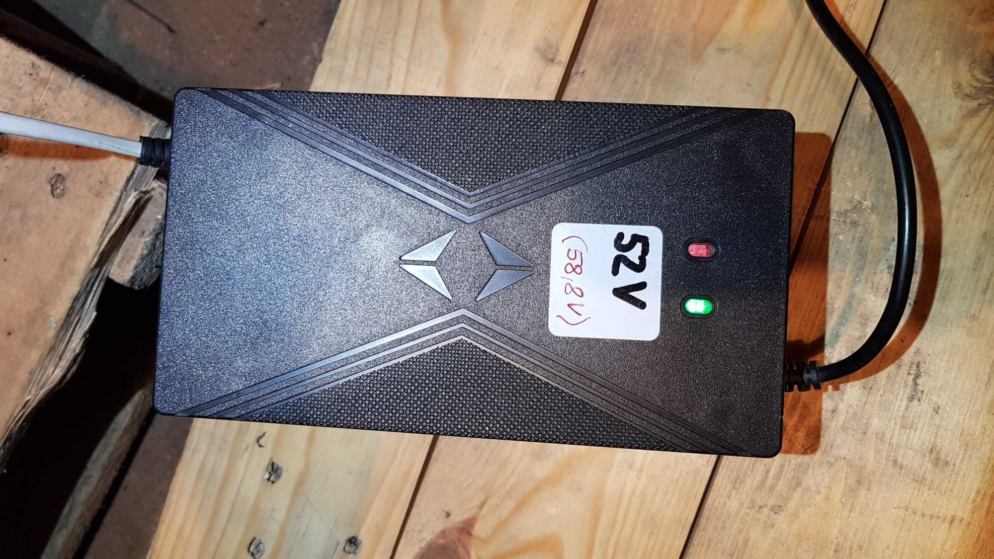 Szybka Ładowarka 58,8V 5A do Hulajnogi Techlife, Roweru wtyk GX16-3pin