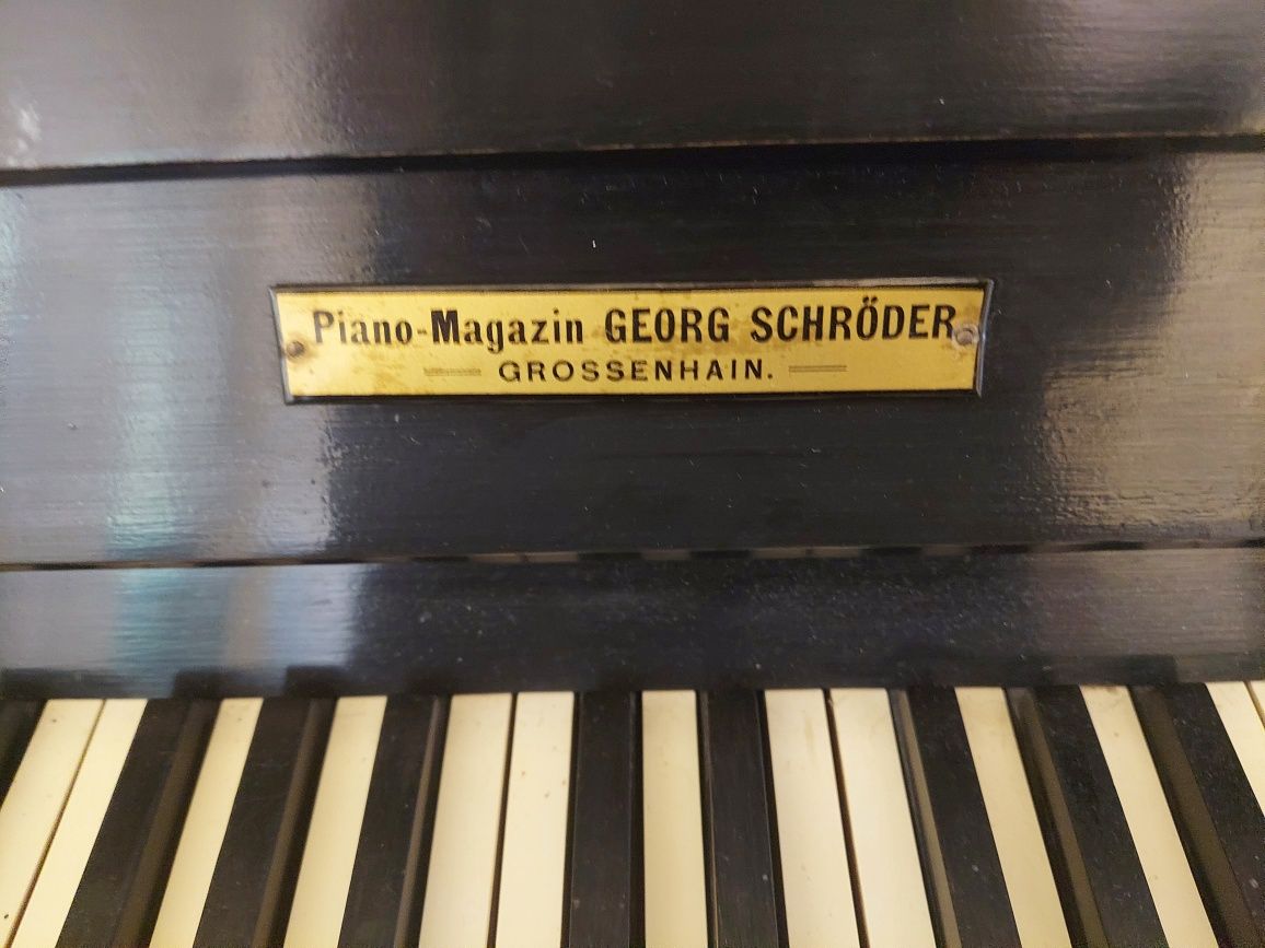 Przedwojenne niemieckie pianino
