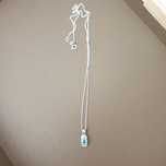 Wisiorek i łańcuszek białe złoto,  topaz blue