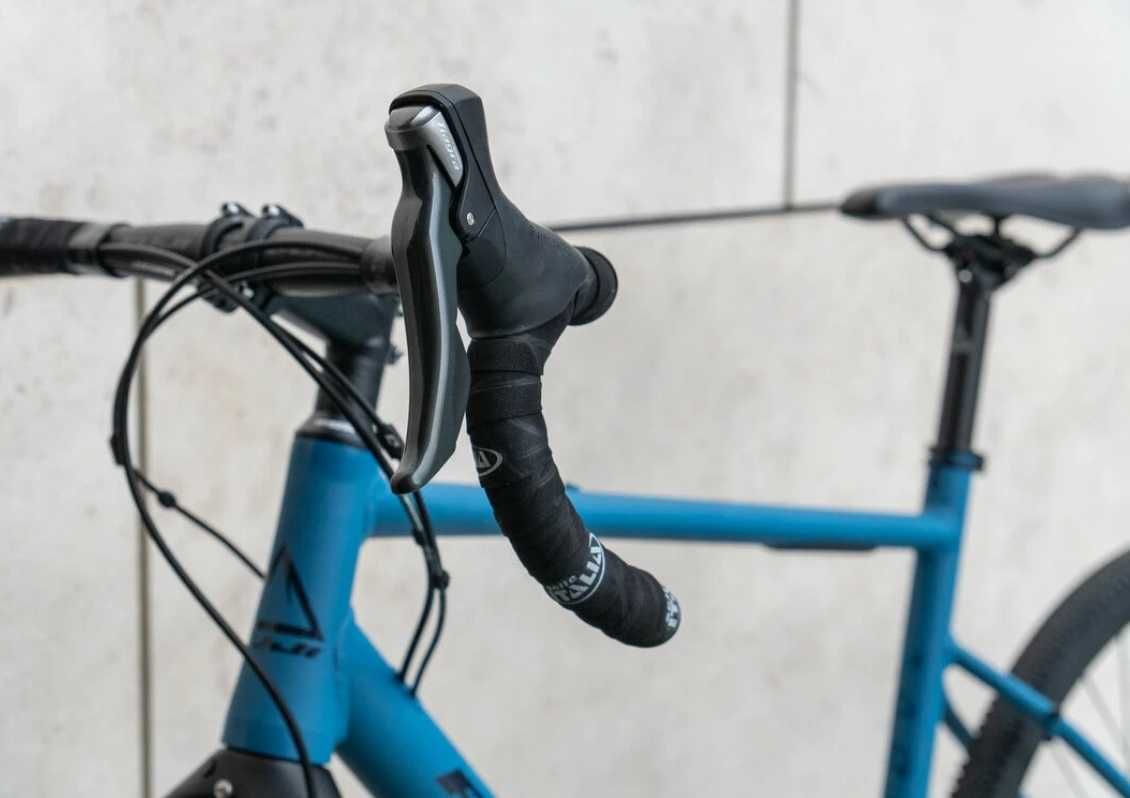 Wyprzedaż GRAVEL FUJI JARI 2.1 28" XL Shimano Tiagra 2x10 Tarczówki
