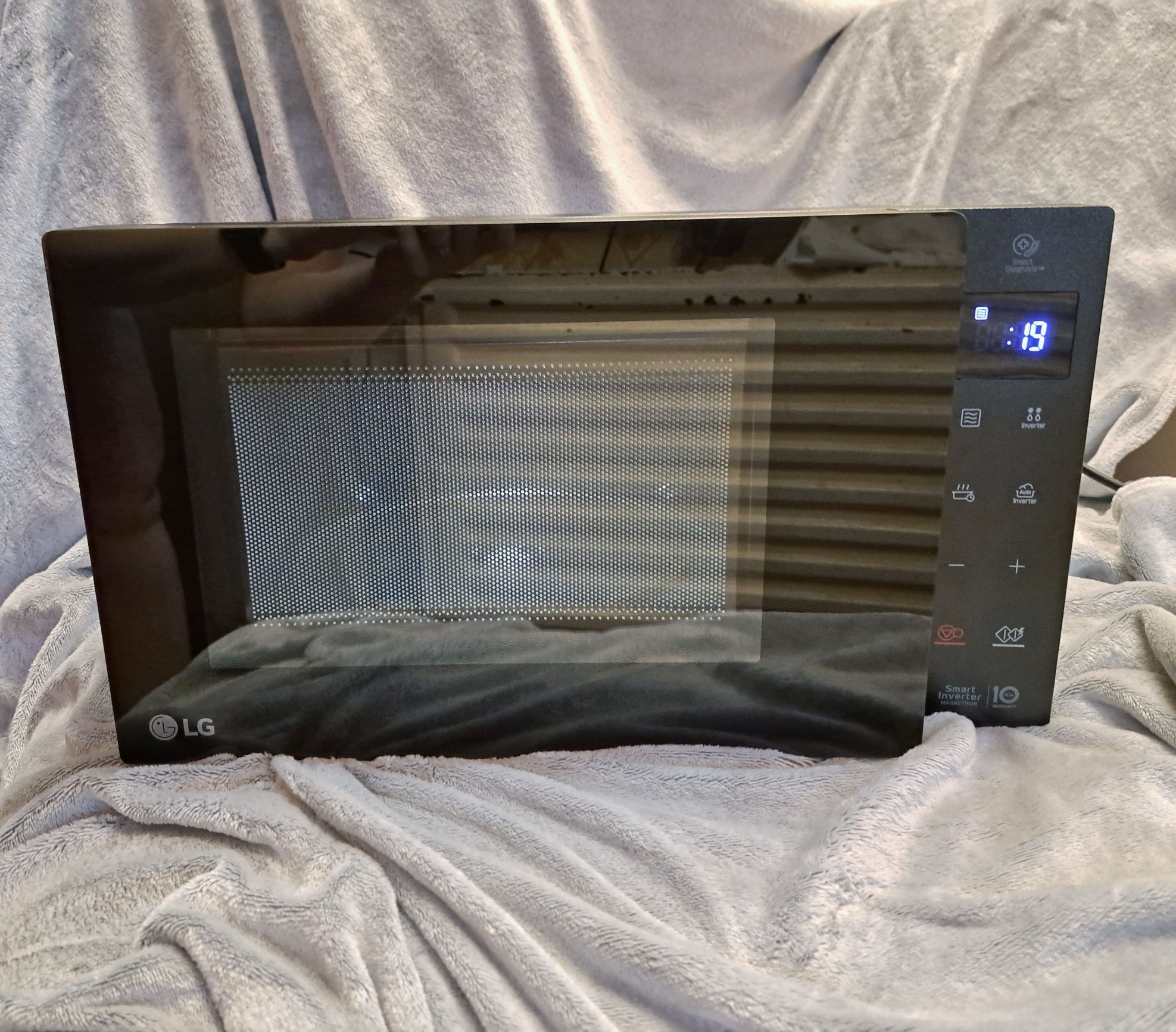 НА РОЗБІР Мікрохвильова піч LG NeoChef MS2336GIB