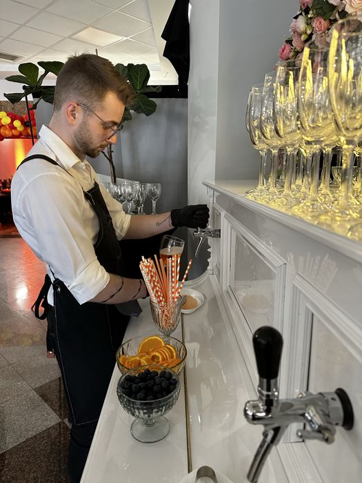 Mobilny Bar Prosecco Pianino van na wesele barman event aperol hugo