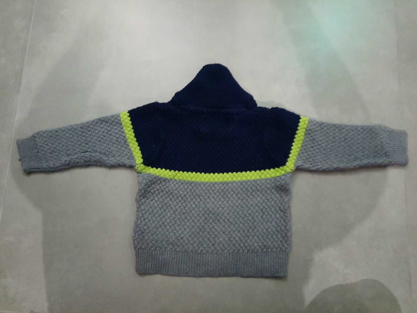 gruby sweter chłopięcy MAYORAL r. 92 dla chłopca 24m