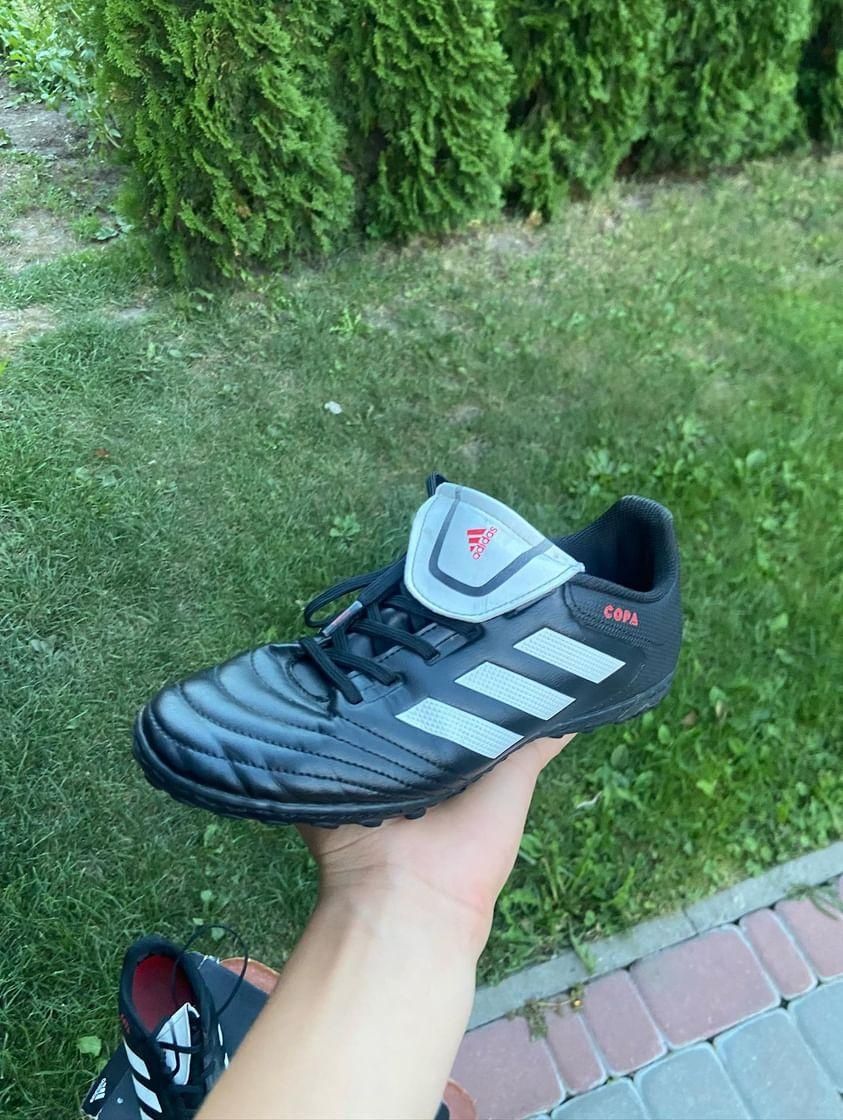 Сороконіжки Adidas Copa