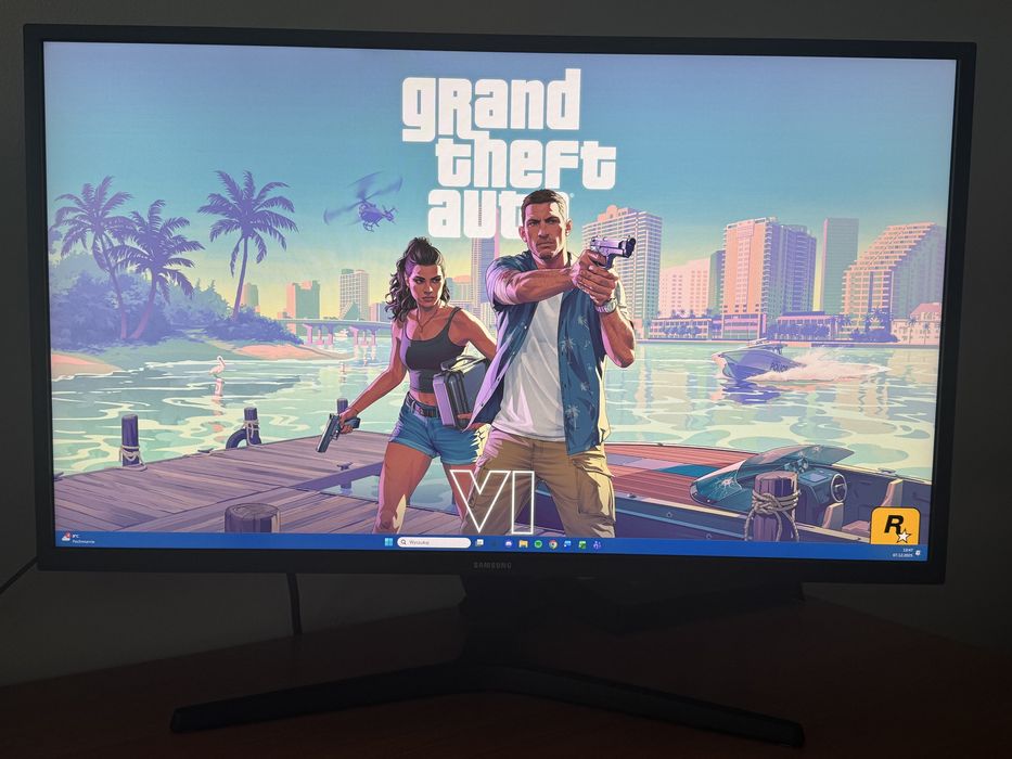 Monitor Samsung LU32J590UQRXEN