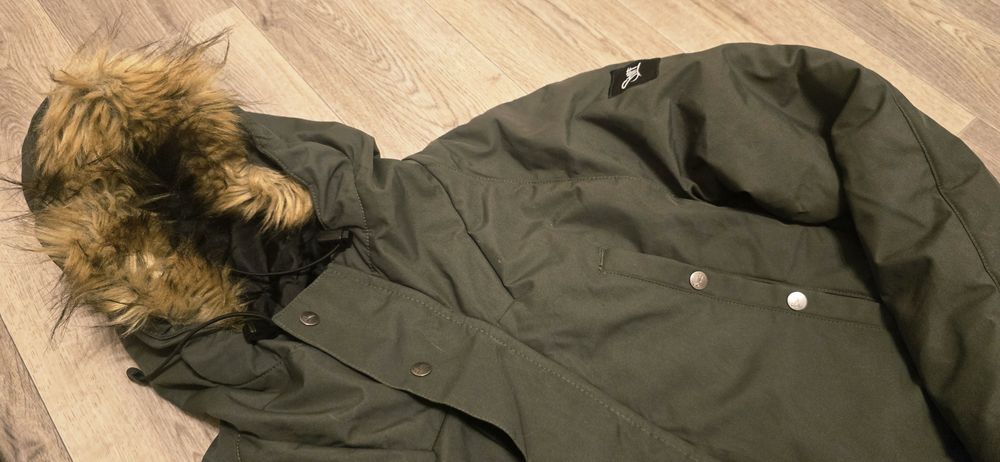 Чоловіча зимова куртка Staff (комфортно до -15), розмір М (48-50)
