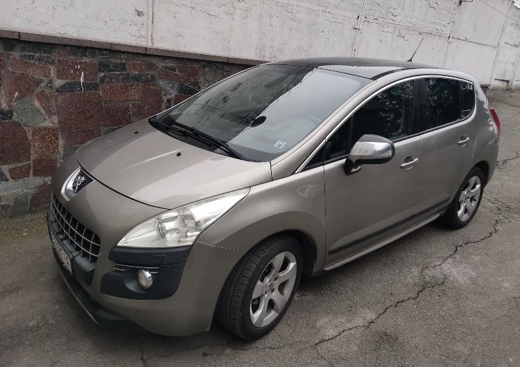 Запчастини на   Peugeot 3008 Peugeot 5008 Peuge
