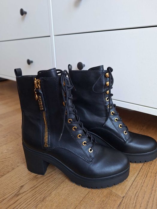 GUESS Czarne Botki Sznurowane na Platformie, trapery, guess buty zima
