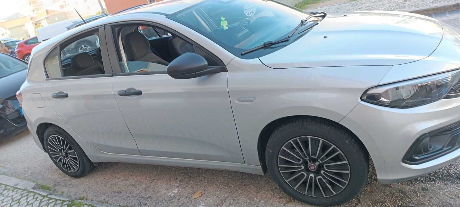 ALUGUER VIATURA TVDE - Uber e Bolt - Fiat Tipo Diesel 2022