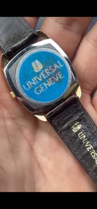 Universal Genève Gilt Shadow automático 35 mm