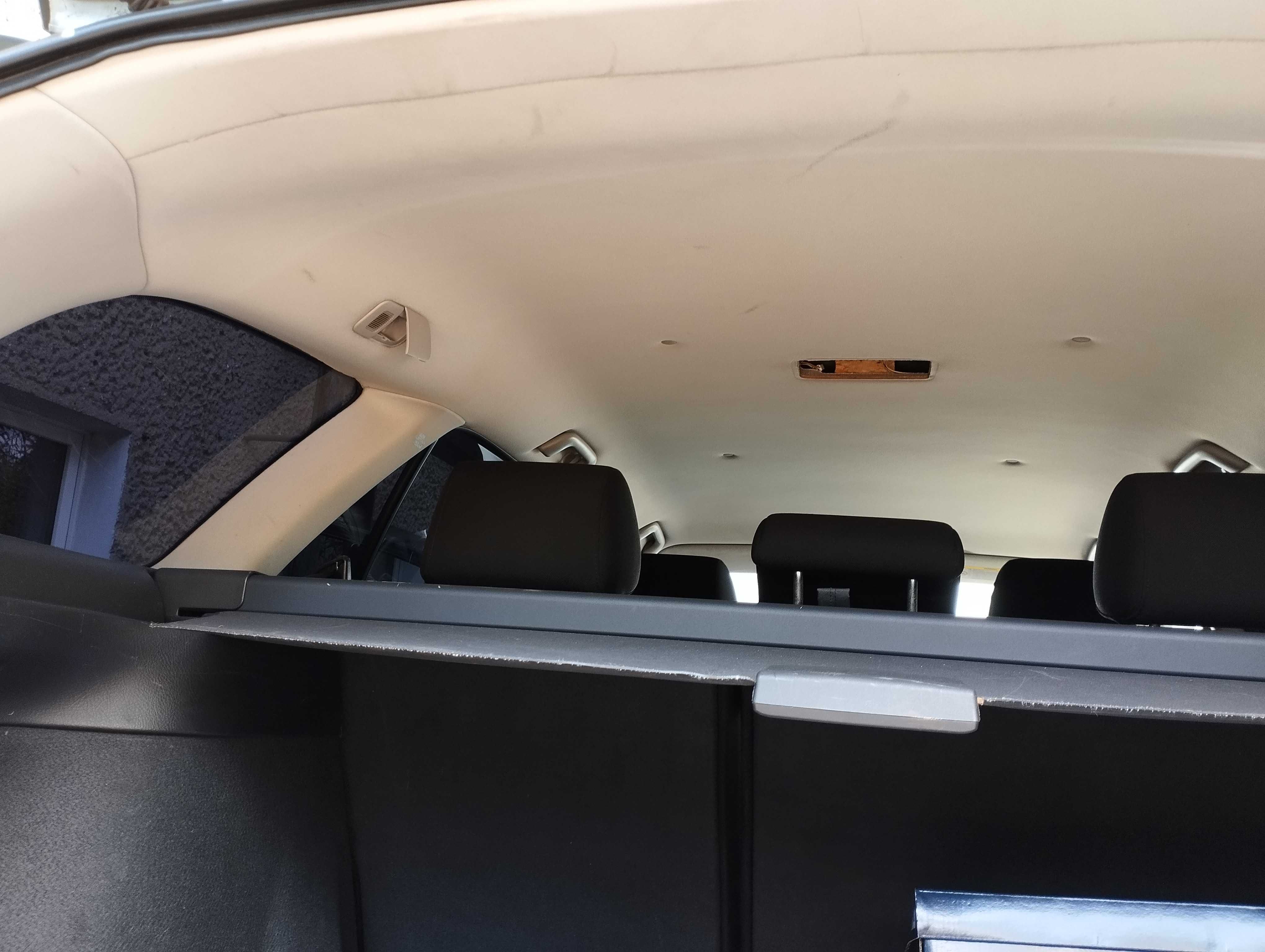 Avensis t25 2.0 d4d na części kolor 1f8