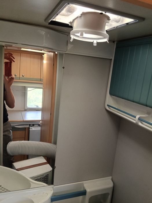 Przyczepa kempingowa knaus klimadmc 1100