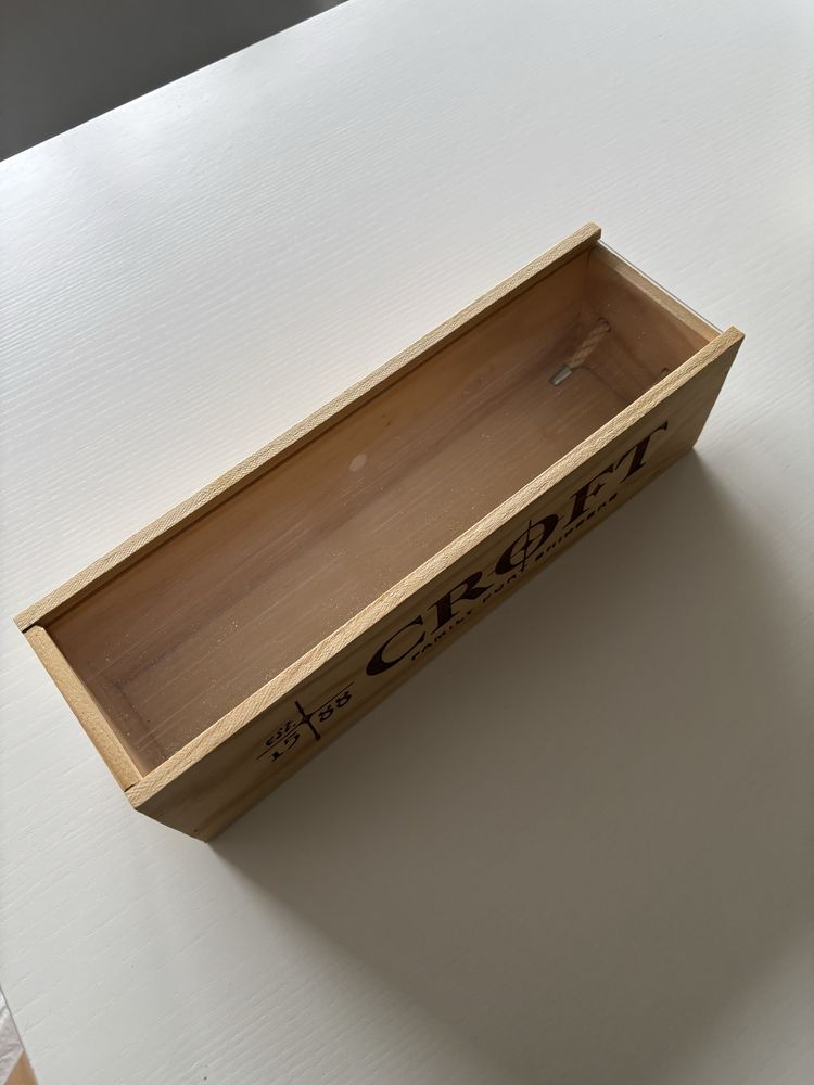 Caixa de madeira de vinho
