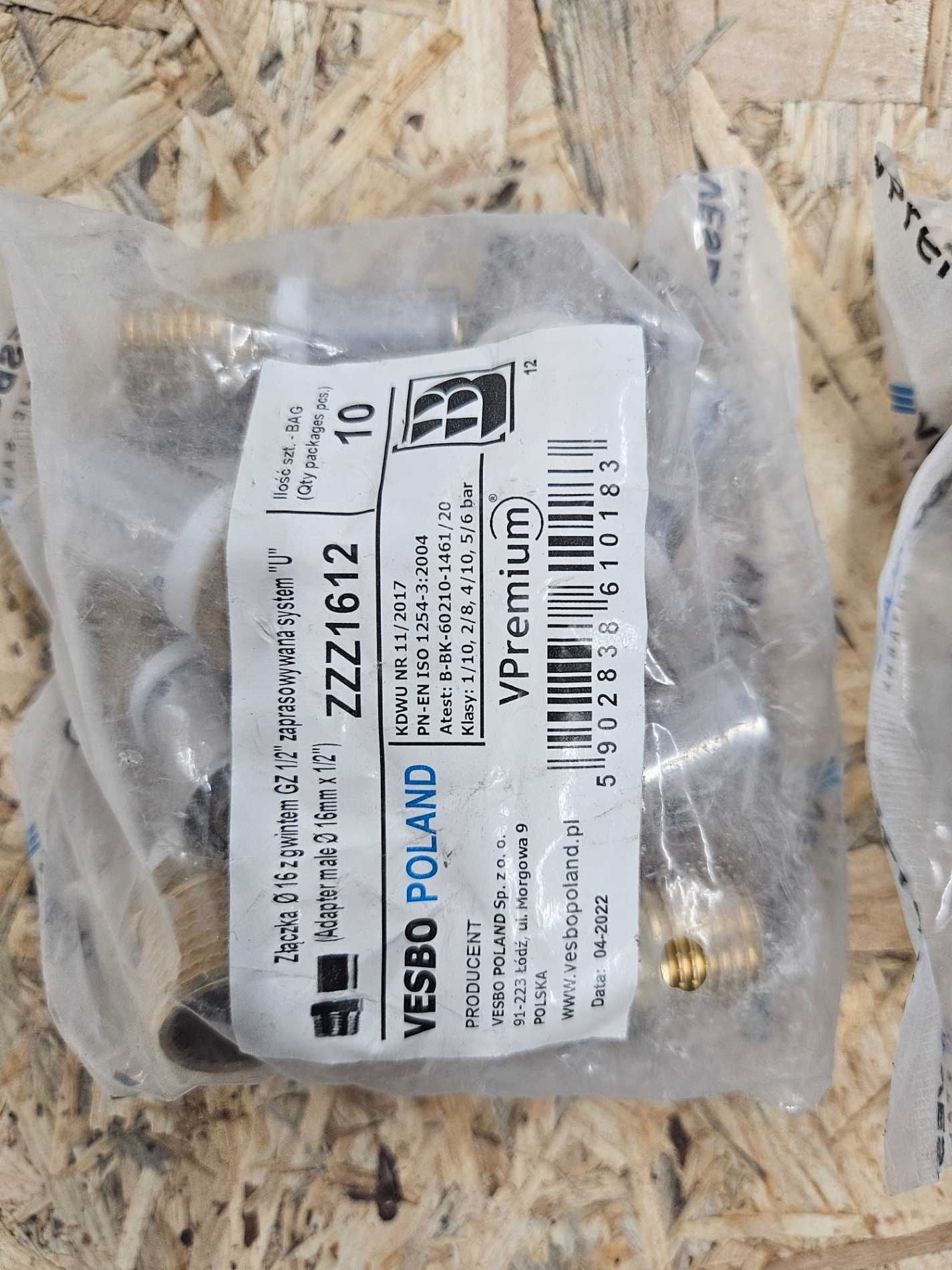 Złączka PEX  Vesbo ZZZ1612   16-GZ 1/2 cala 10szt