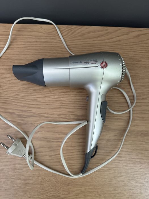 Фен Rowenta 1700W Silencer