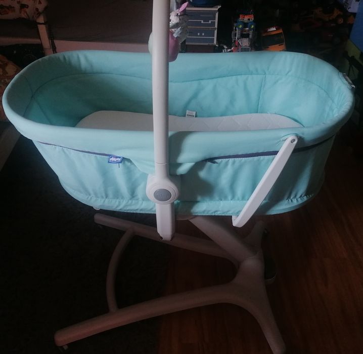Dostawka/ łóżeczko /kołyska/krzesełko CHICCO BABY HUG 4w1