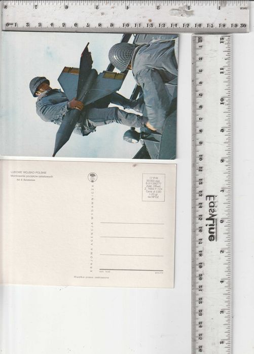 Ludowe Wojsko Polskie  Montowanie pocisków rakietowych okres PRL