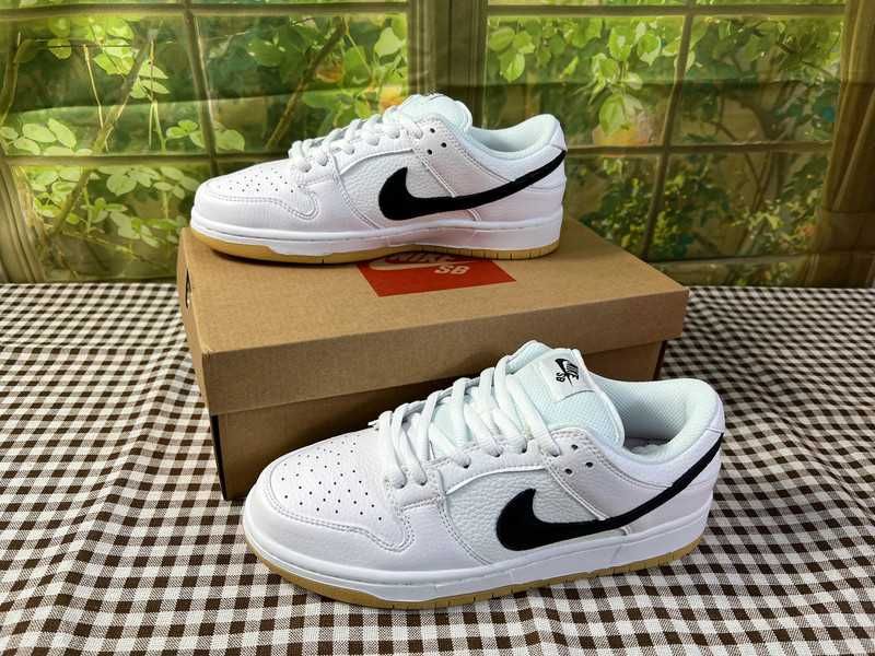 Dunk Low SB ISO White 38