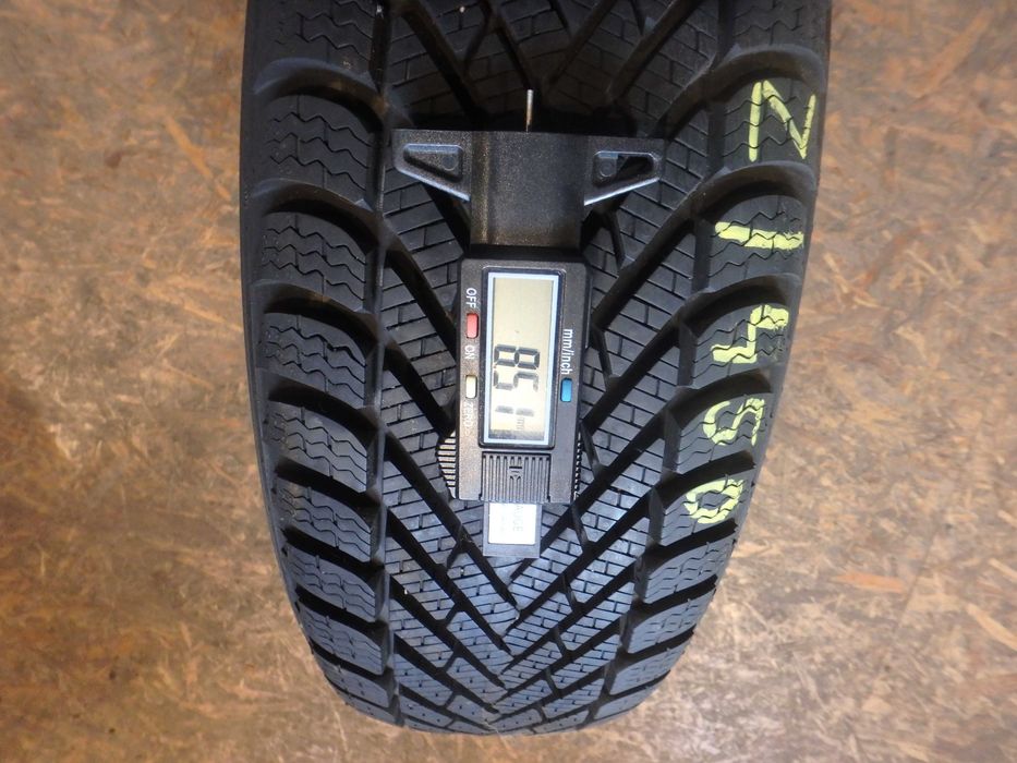 175/65r15 175/65/15 Pirelli Cinturato Winter Z/450