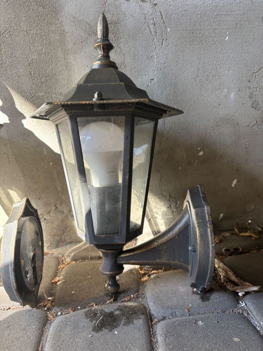 Kinkiety zewnętrzne