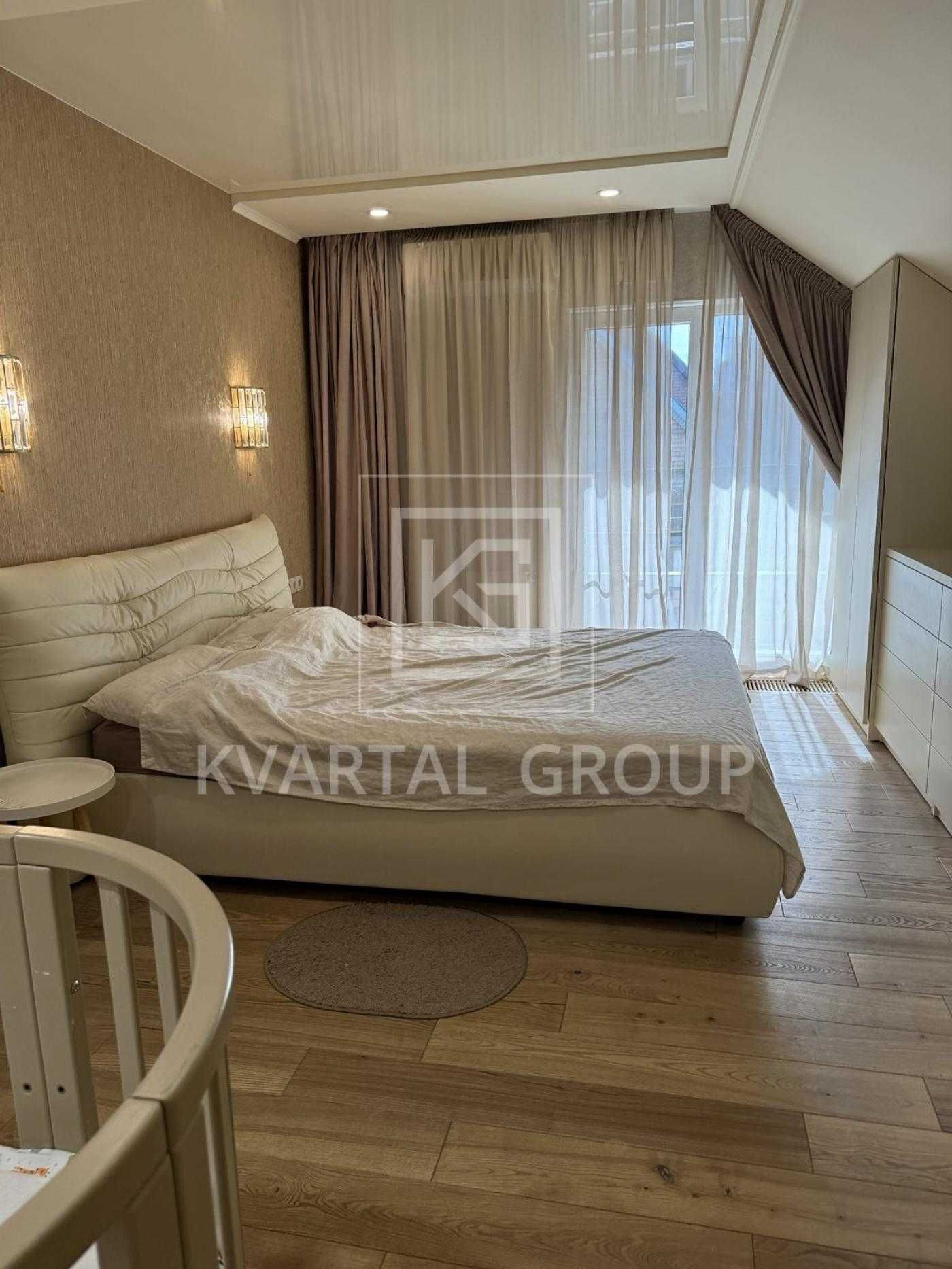 Продам будинок в  центрі м. Ірпінь з якісним дизайнерським ремонтом!